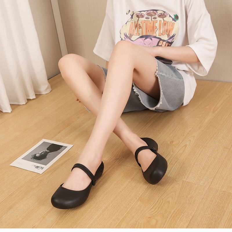 Medical Anti-Slip Slippers, Un – Medical Laboratories Bewertung und Preis
